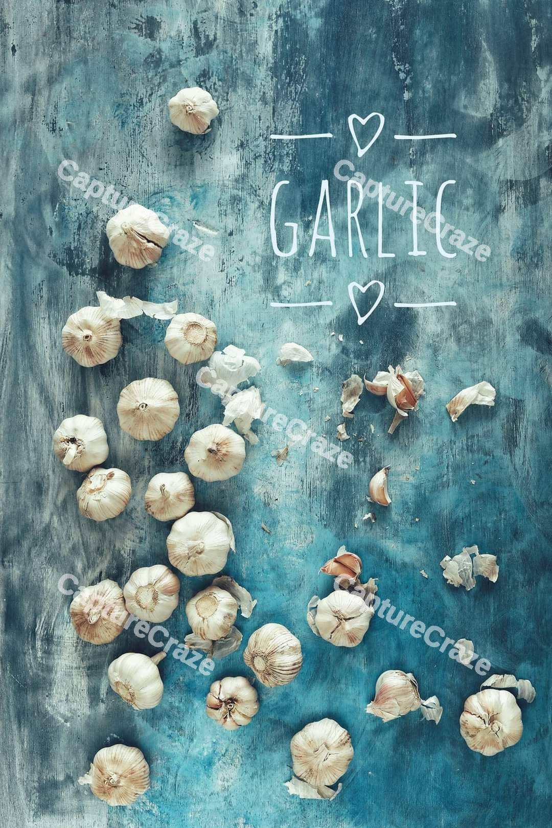 Garlic bulbs on the floor